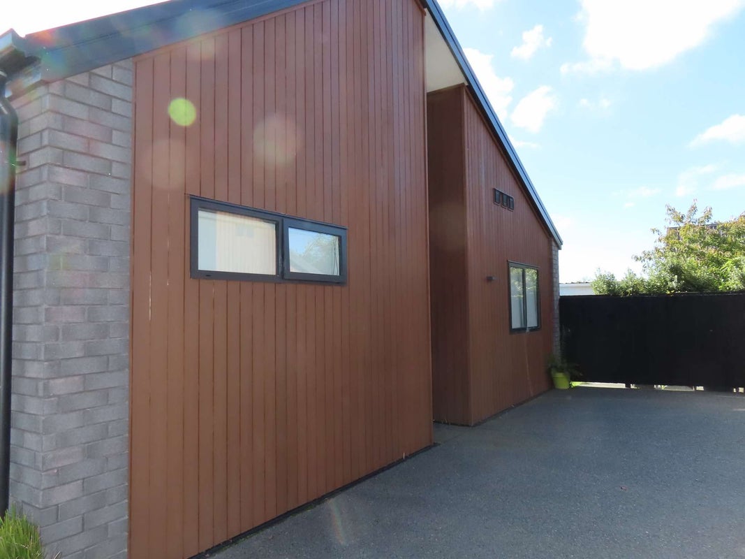 4/10 Radnor Street, St Albans, Christchurch - Carousel 2