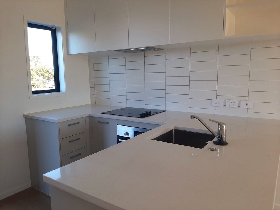 29/47A Huntington Drive, Huntington Park, Auckland - Carousel 2