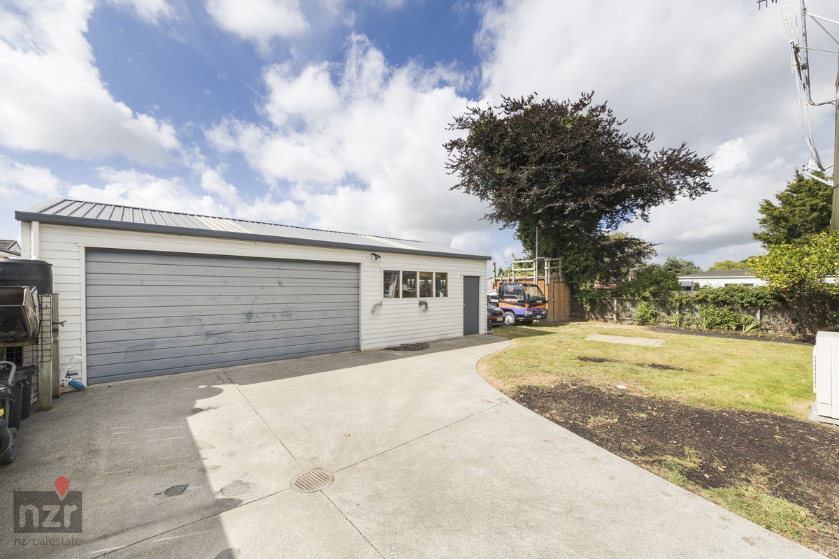 46 Ferguson Street, Awapuni, Palmerston North - Carousel 17