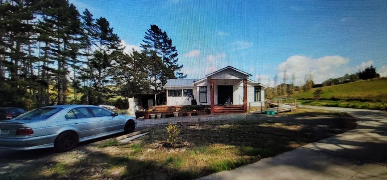 1471 East Coast Road, Redvale, Albany - Carousel 1
