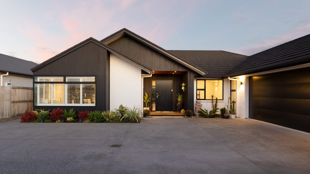 6 Harrier Court, Flagstaff, Hamilton - Carousel 1