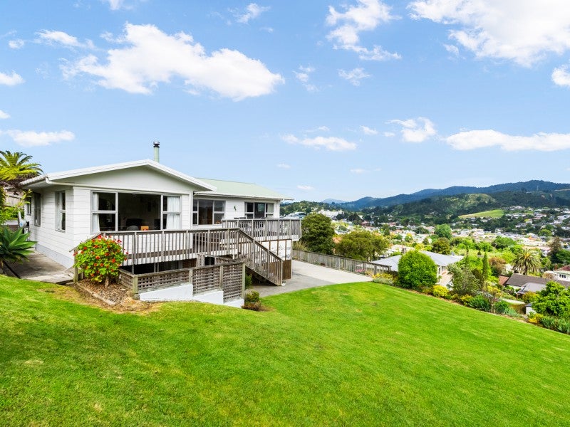 11 Mountain Road, Morningside, Whangarei - Carousel 2