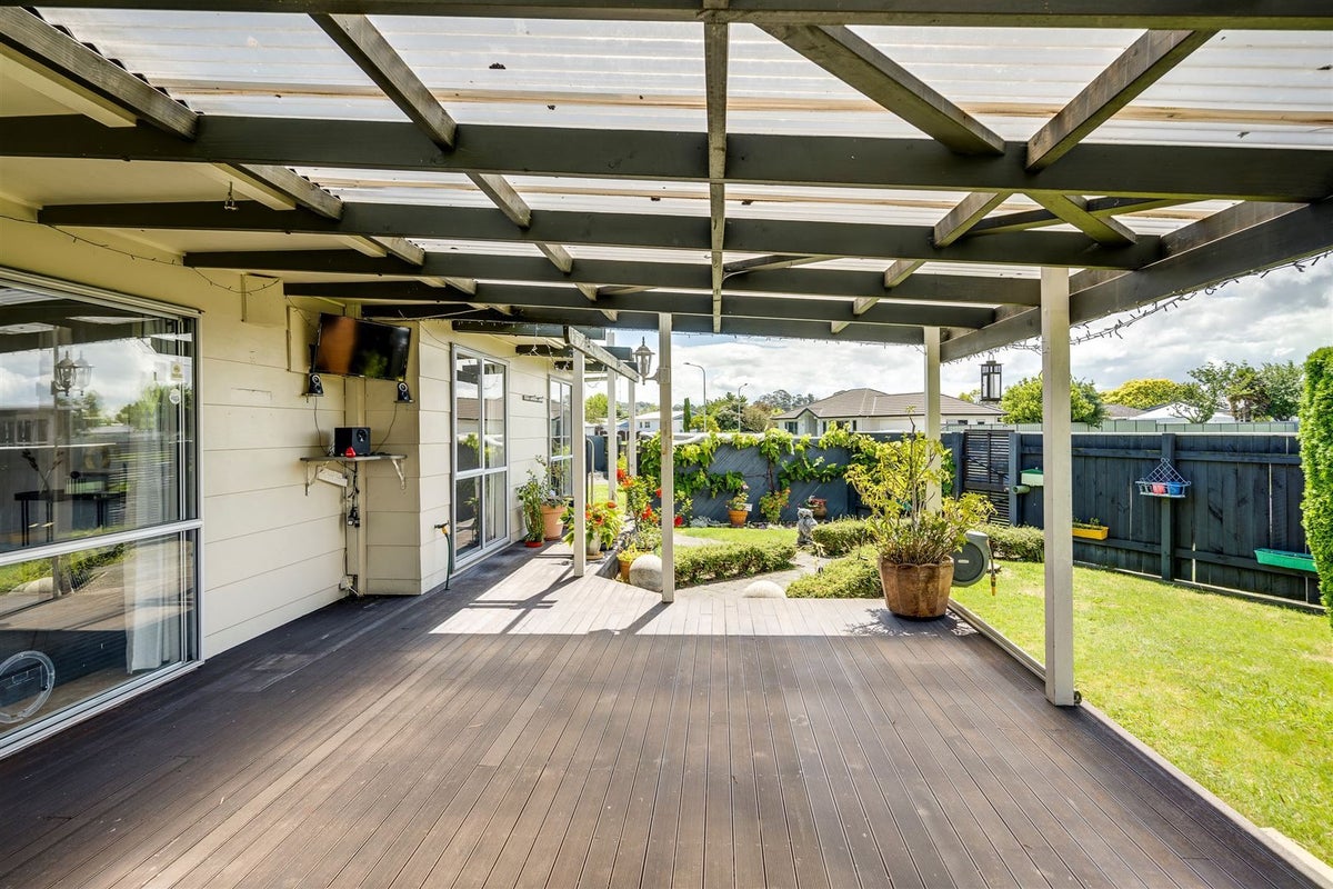 1 Norfolk Street, Tamatea, Napier - Carousel 2