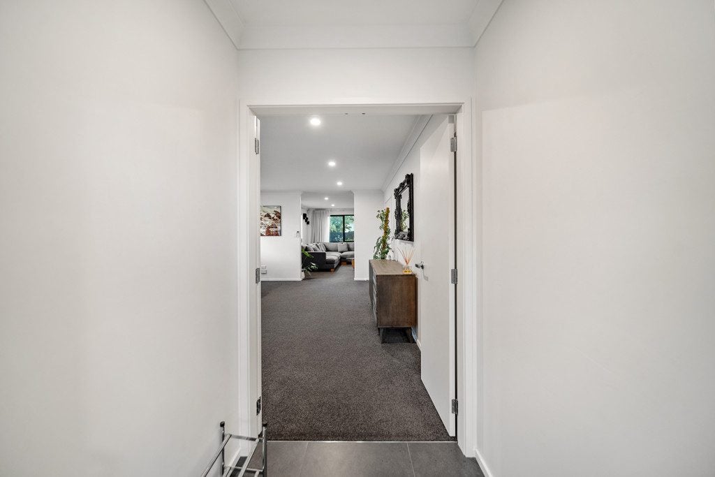 5A Pukaki Road, Mangere, Auckland - Carousel 2