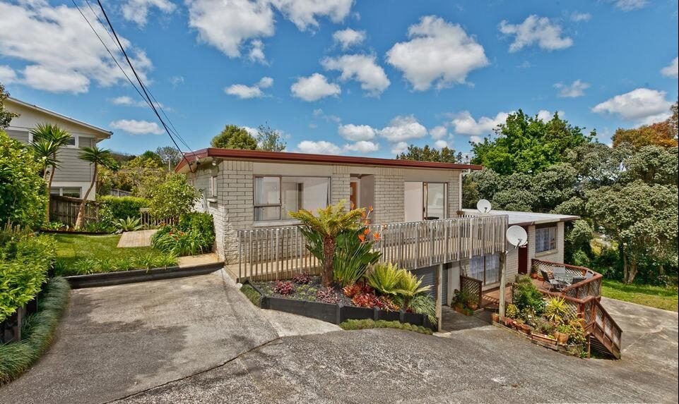 1/62 Carlisle Road, Browns Bay, Auckland - Carousel 14