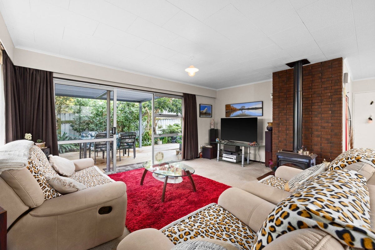 67A THE ESPLANADE, WESTSHORE, NAPIER - Carousel 2