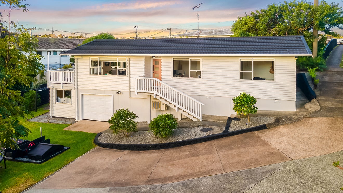 164 Verbena Road, Birkdale, Auckland - Carousel 1