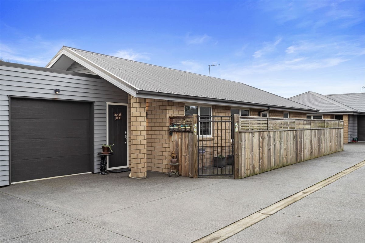 5/78 Marshland Road, Shirley, Christchurch - Carousel 1
