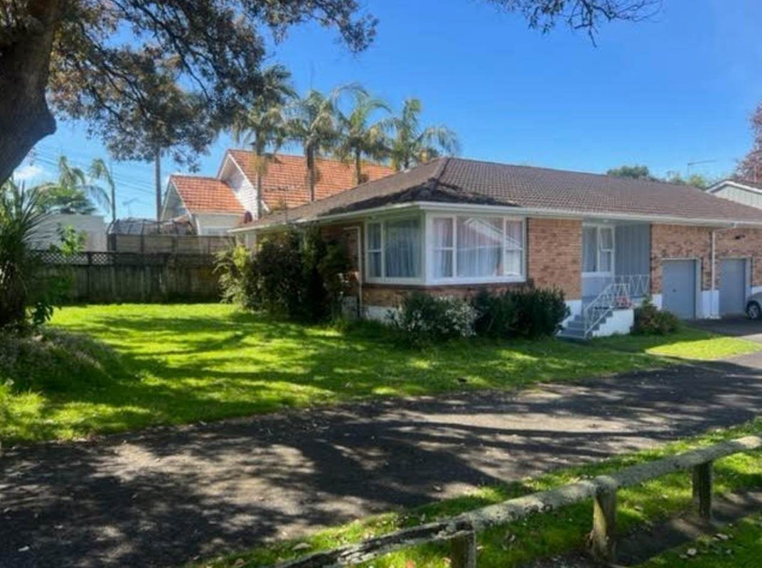 1/16 Orakau Avenue, Epsom, Auckland - Carousel 6