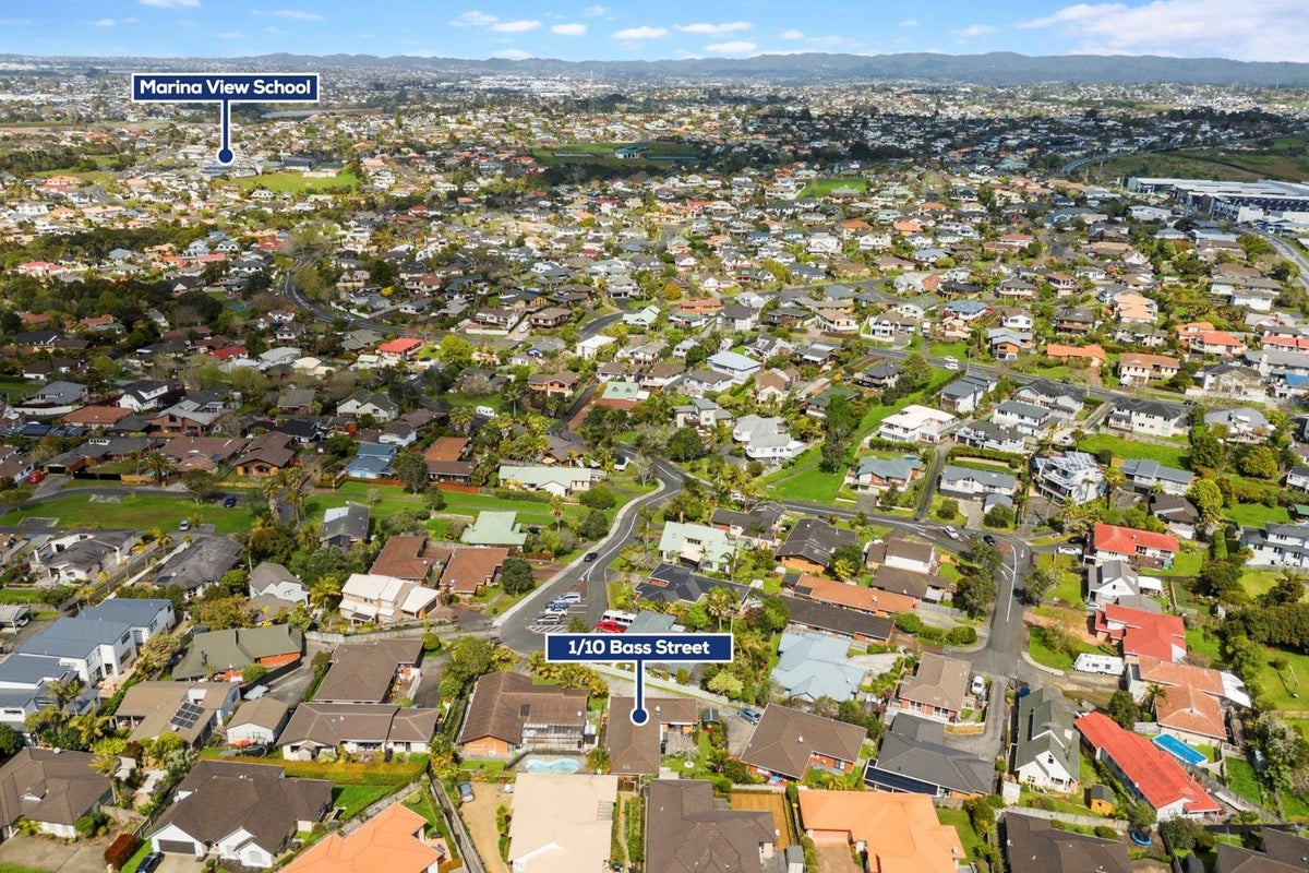 1/10 Bass Street, West Harbour, Auckland - Carousel 23