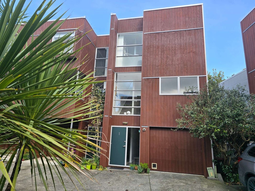 76G Edmonton Road, Henderson, Auckland - Carousel 1
