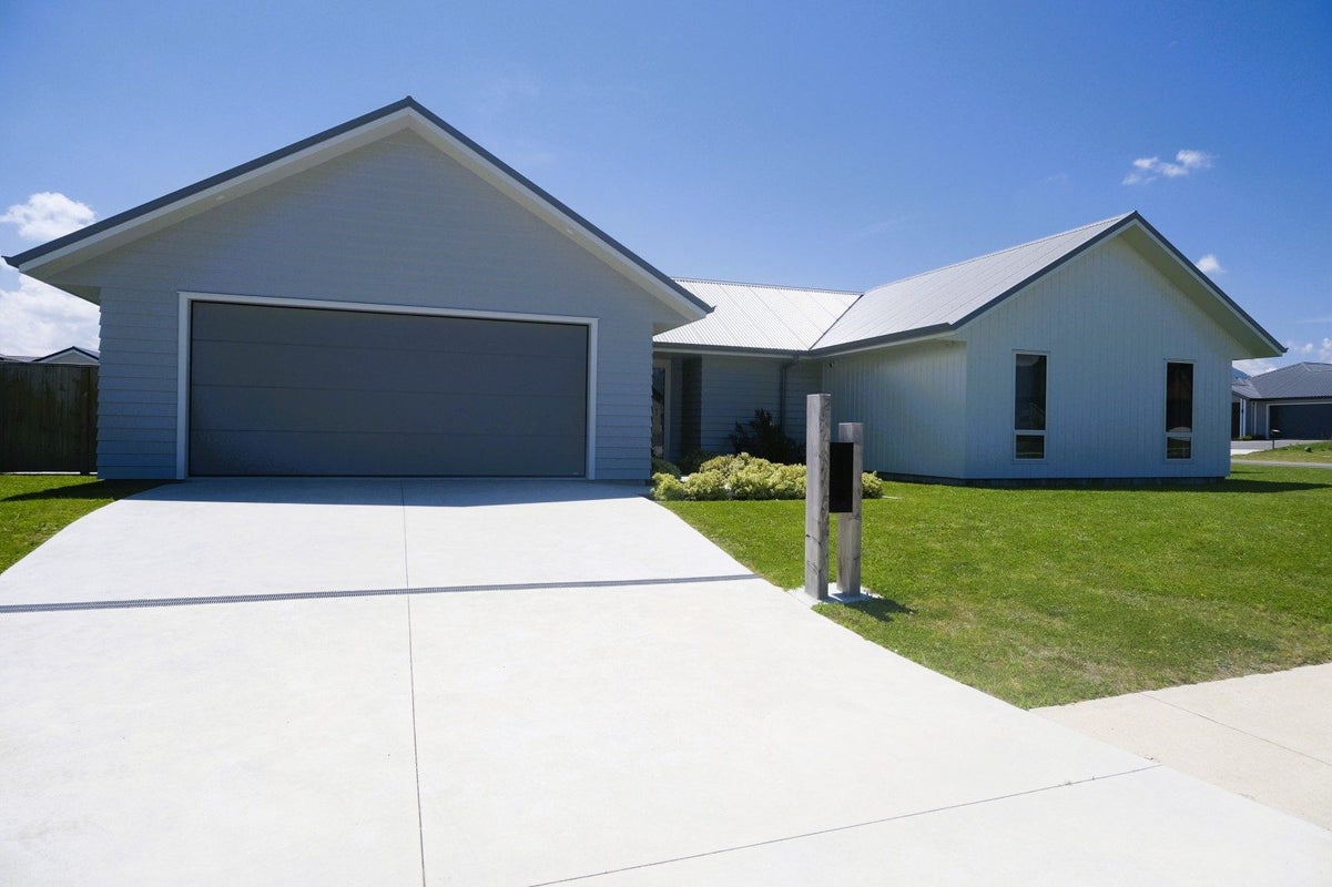 23 Wai Terrace, Wharewaka, Taupo - Carousel 1