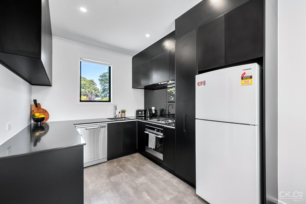 5 Green Lane, Wallaceville, Upper Hutt - Carousel 2