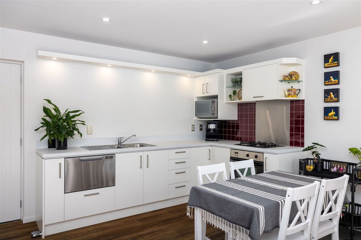 42 Beechwood Drive, Northwood, Christchurch - Carousel 2