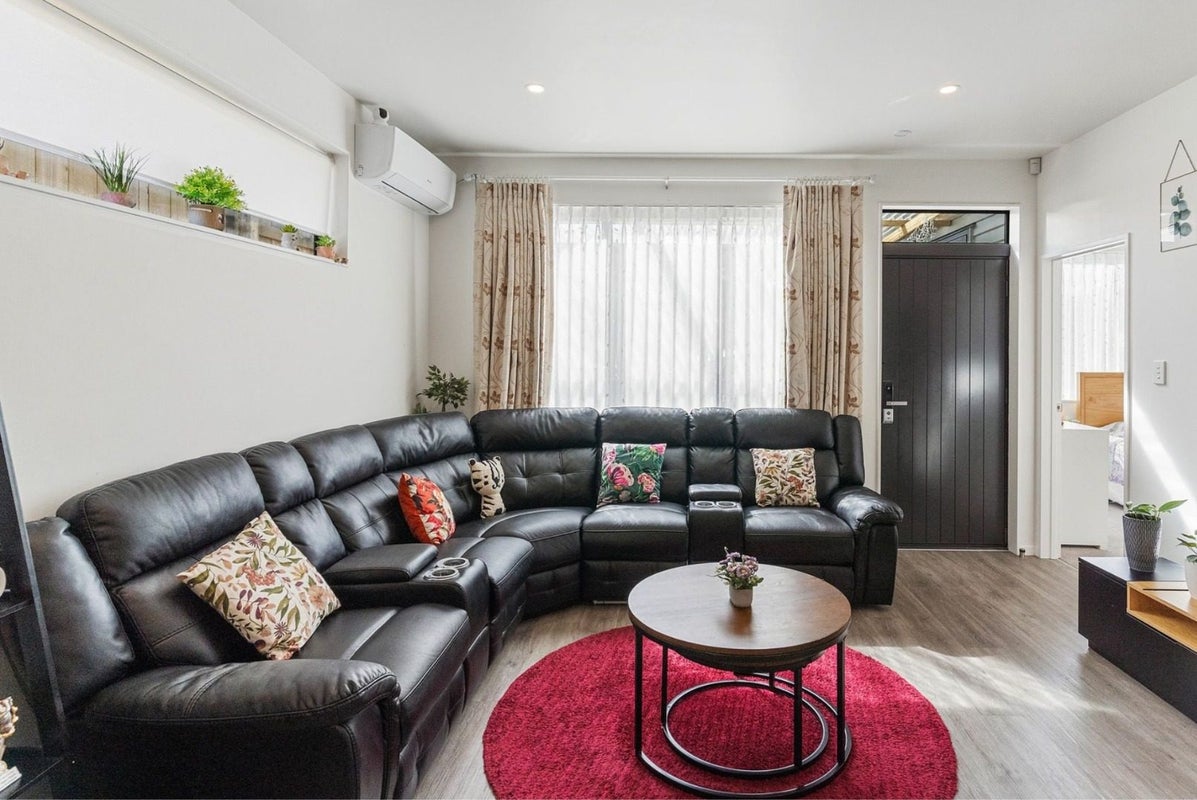 148D Moire Road, West Harbour, Auckland - Carousel 1