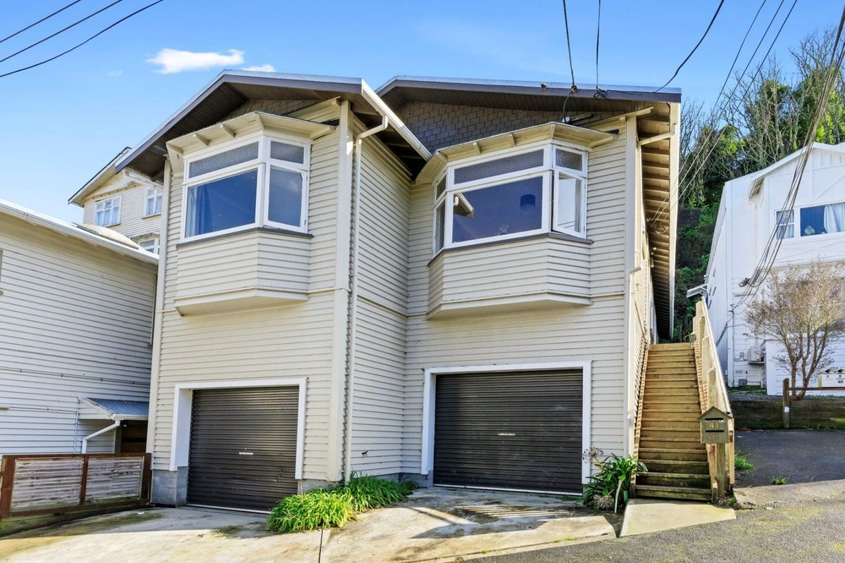 41 Adams Terrace, Aro Valley, Wellington - Carousel 1