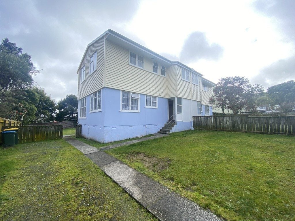 41 Corinna Street, Waitangirua, Porirua - Carousel 1