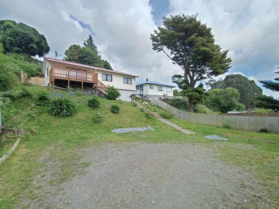 38 Jackson Terrace, Ranui, Porirua - Carousel 1