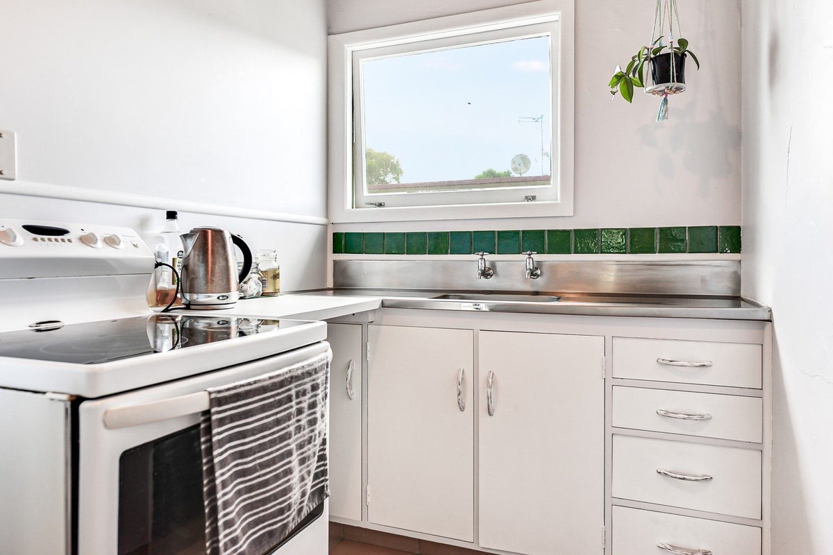 6/55 Albert Street, Hamilton East, Hamilton - Carousel 1