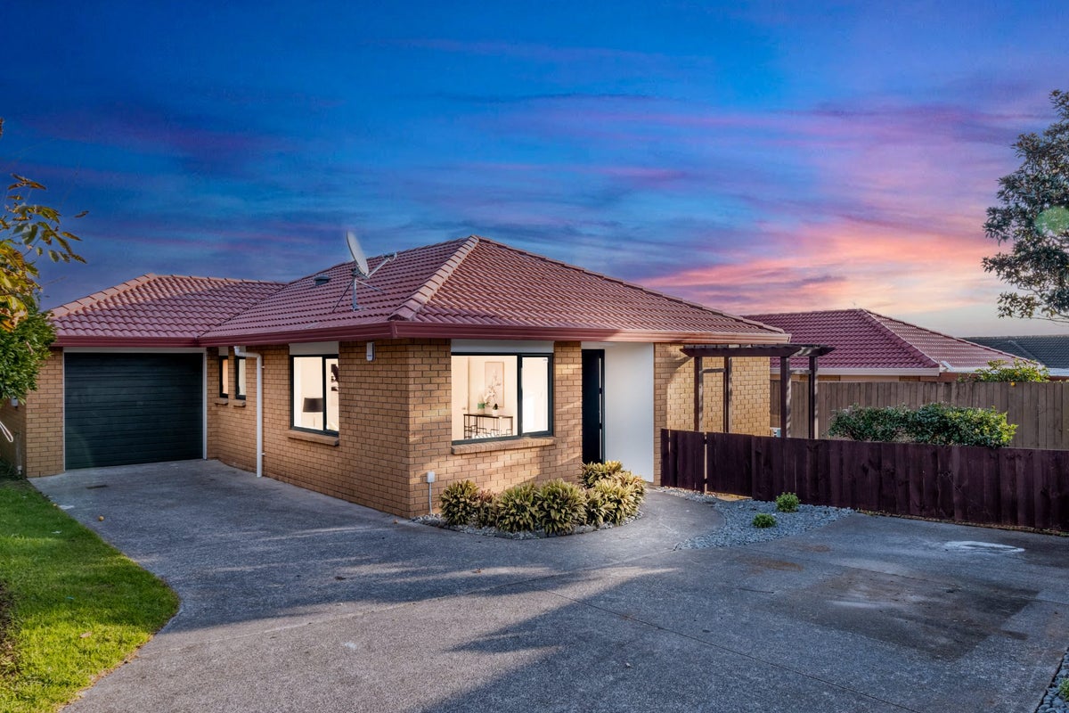 343 Weymouth Road, Weymouth, Auckland - Carousel 1