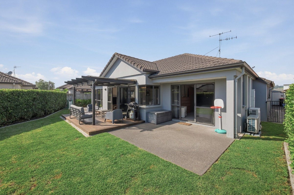 20 Ohope Place, Papamoa, Tauranga, Bay Of Plenty - Carousel 1