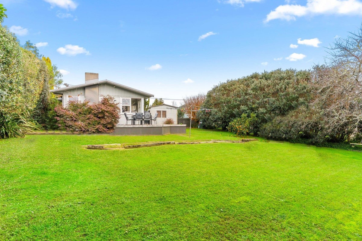 8 Kokich Crescent, Onerahi, Whangarei - Carousel 1
