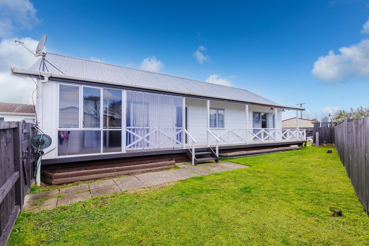 77 Karaka Street, Nawton, Hamilton - Carousel 13