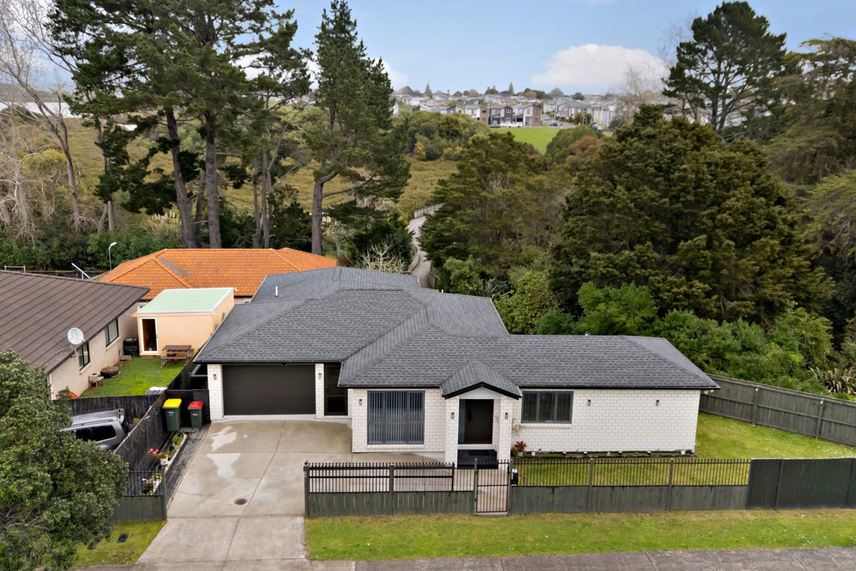 282 Mahia Road, Weymouth, Auckland - Carousel 2