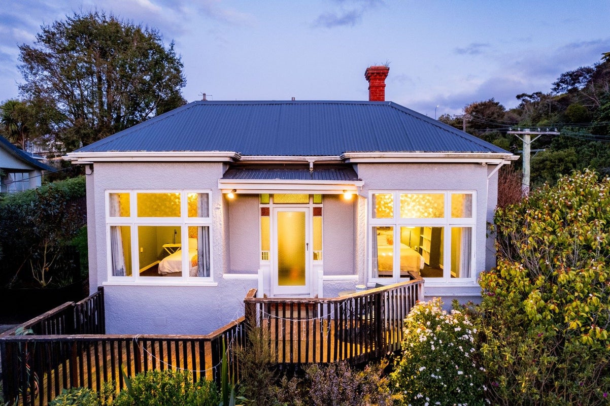 2 Hatfield Street, Opoho, Dunedin - Carousel 1