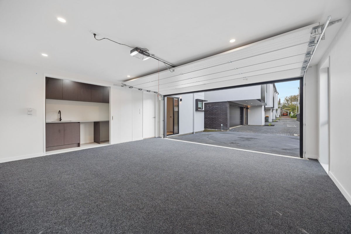 24 Orakau Avenue, Epsom, Auckland - Carousel 16