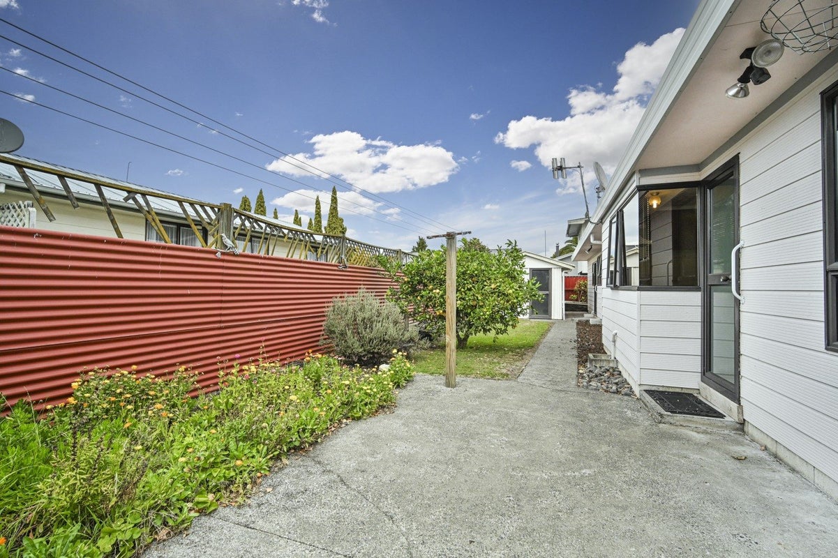 2/1002 Reka Street, Akina, Hastings - Carousel 14
