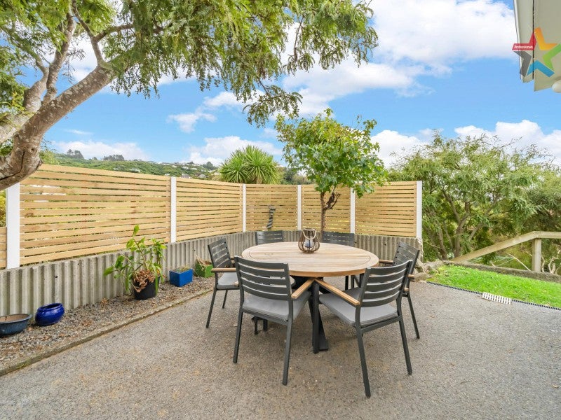 4 City View Grove, Harbour View, Lower Hutt - Carousel 1