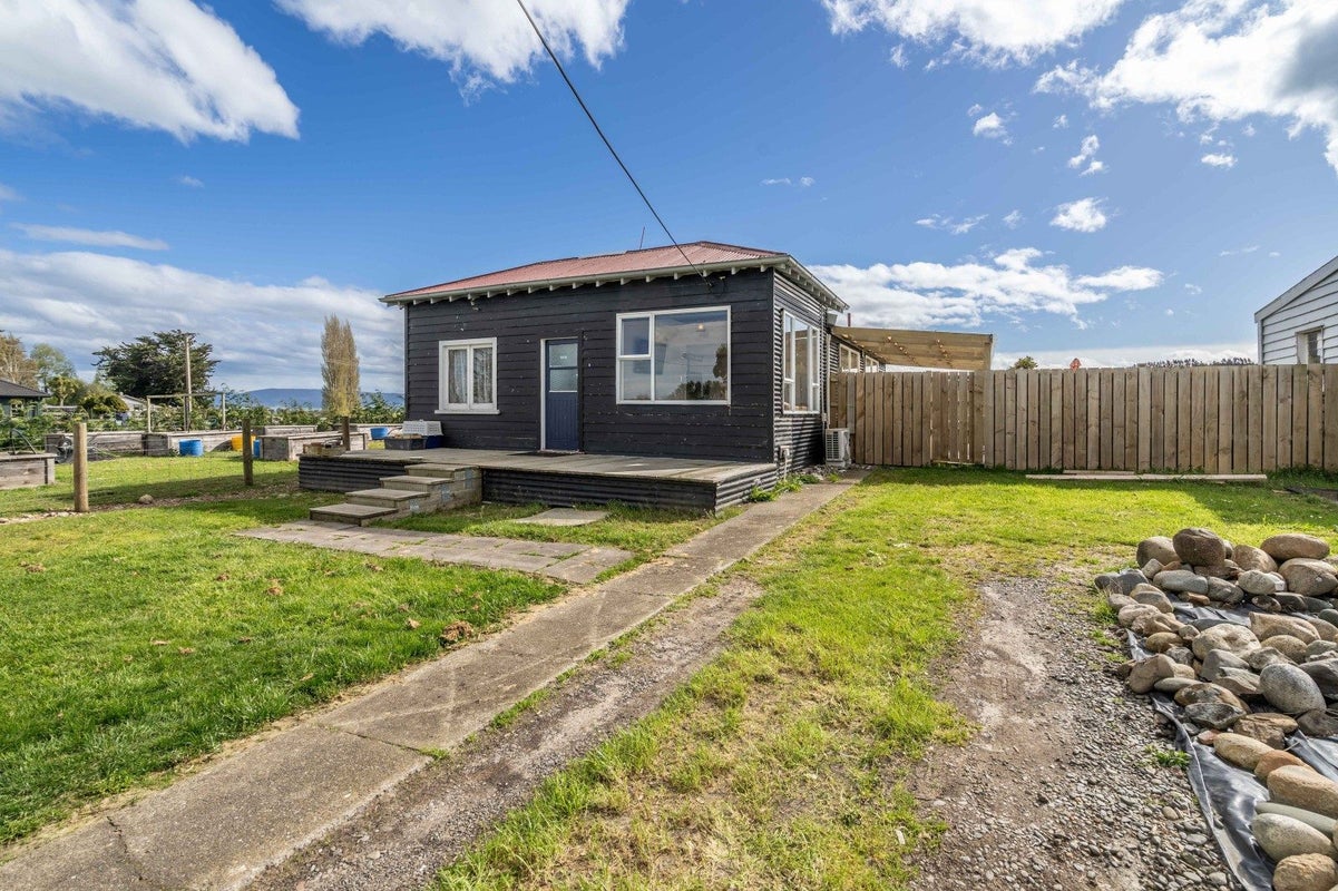 81 Main ST, Wairio, Otautau - Carousel 1