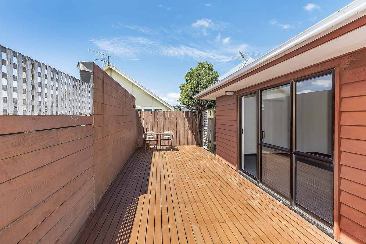 10 Stone Street, Miramar, Wellington - Carousel 2