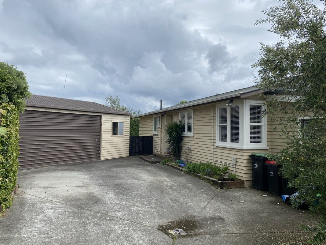 84 Kingswood Road, Brookfield, Tauranga - Carousel 1