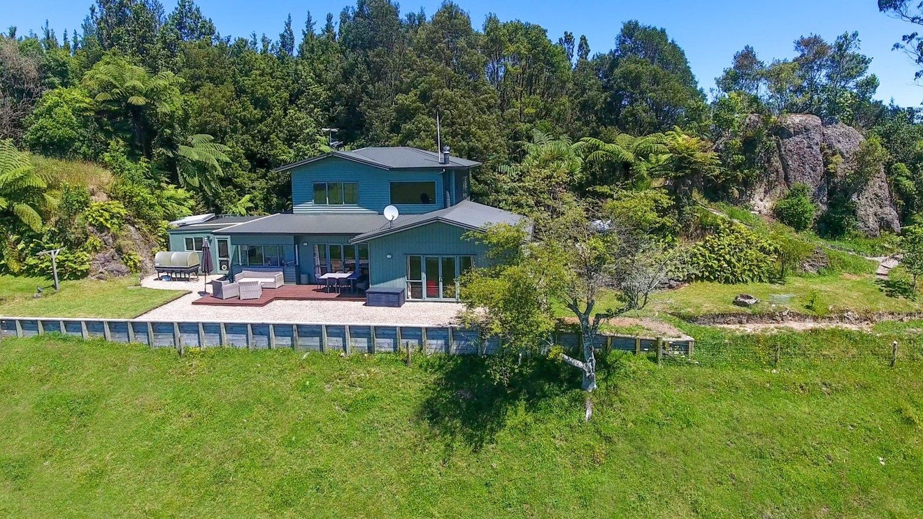 89 Kaharoa Road, Rotorua - Carousel 24