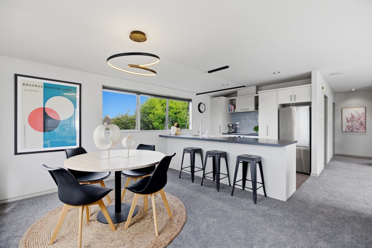 10B Whitaker Street, Otumoetai, Tauranga - Carousel 2