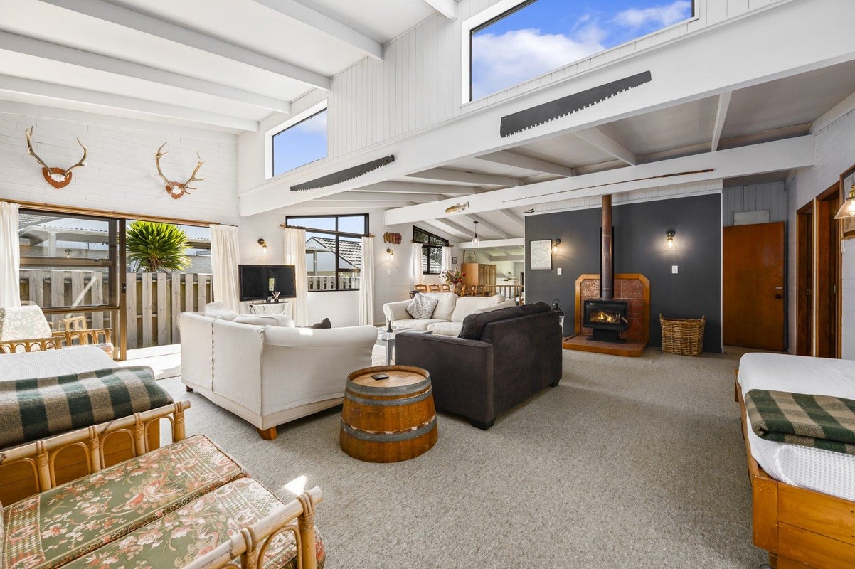 39 Nisbet Terrace, Kinloch, Taupo - Carousel 1
