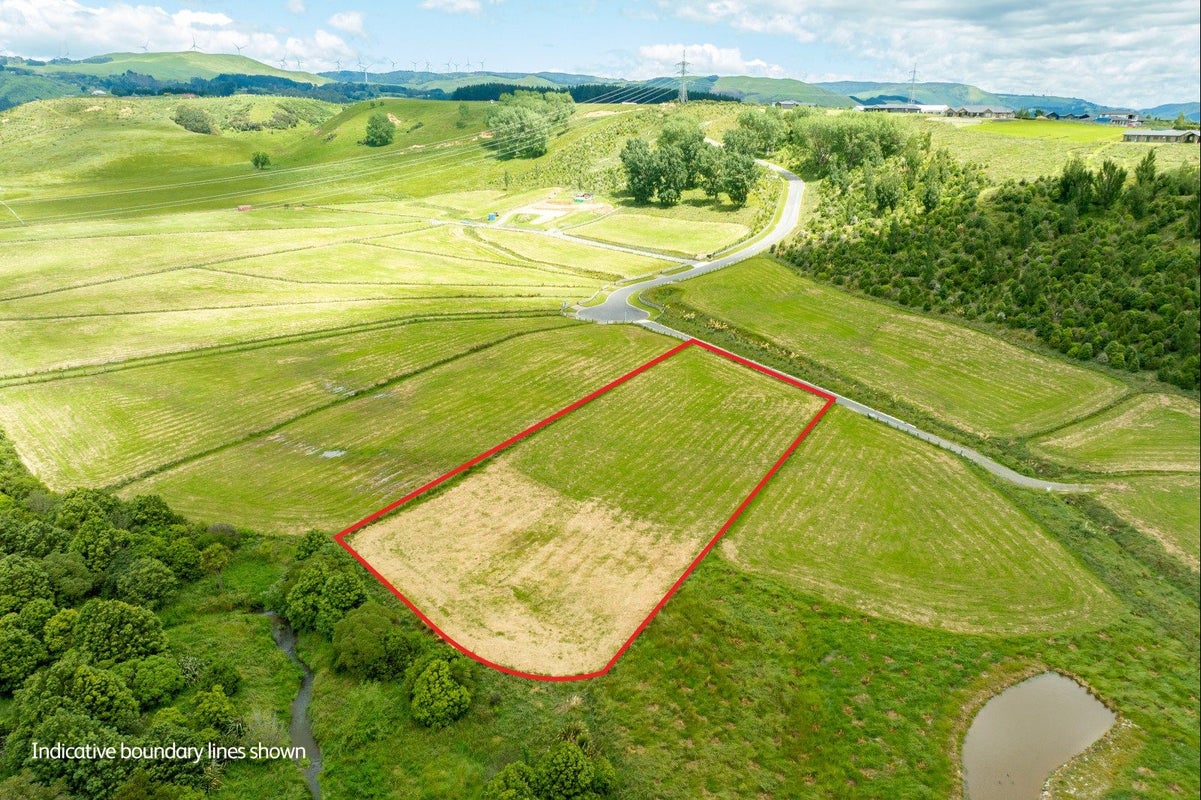 4 Garden Lane - Carousel 2