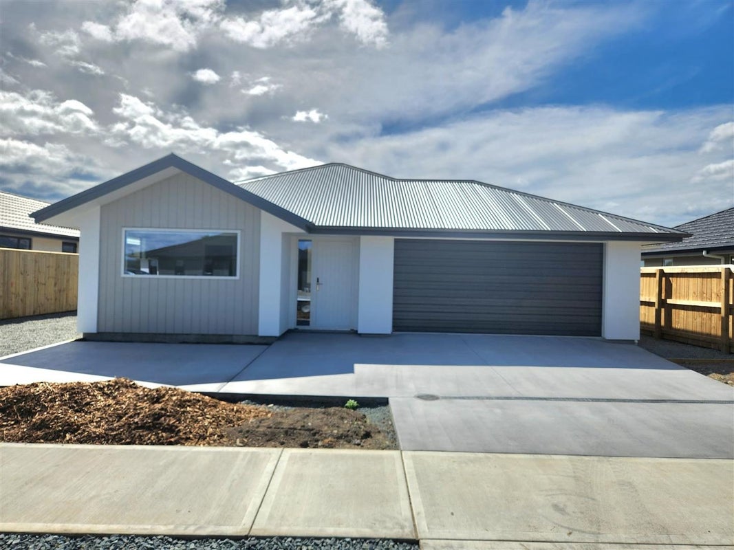 6 Lotus Street, Appleby, Richmond - Carousel 1