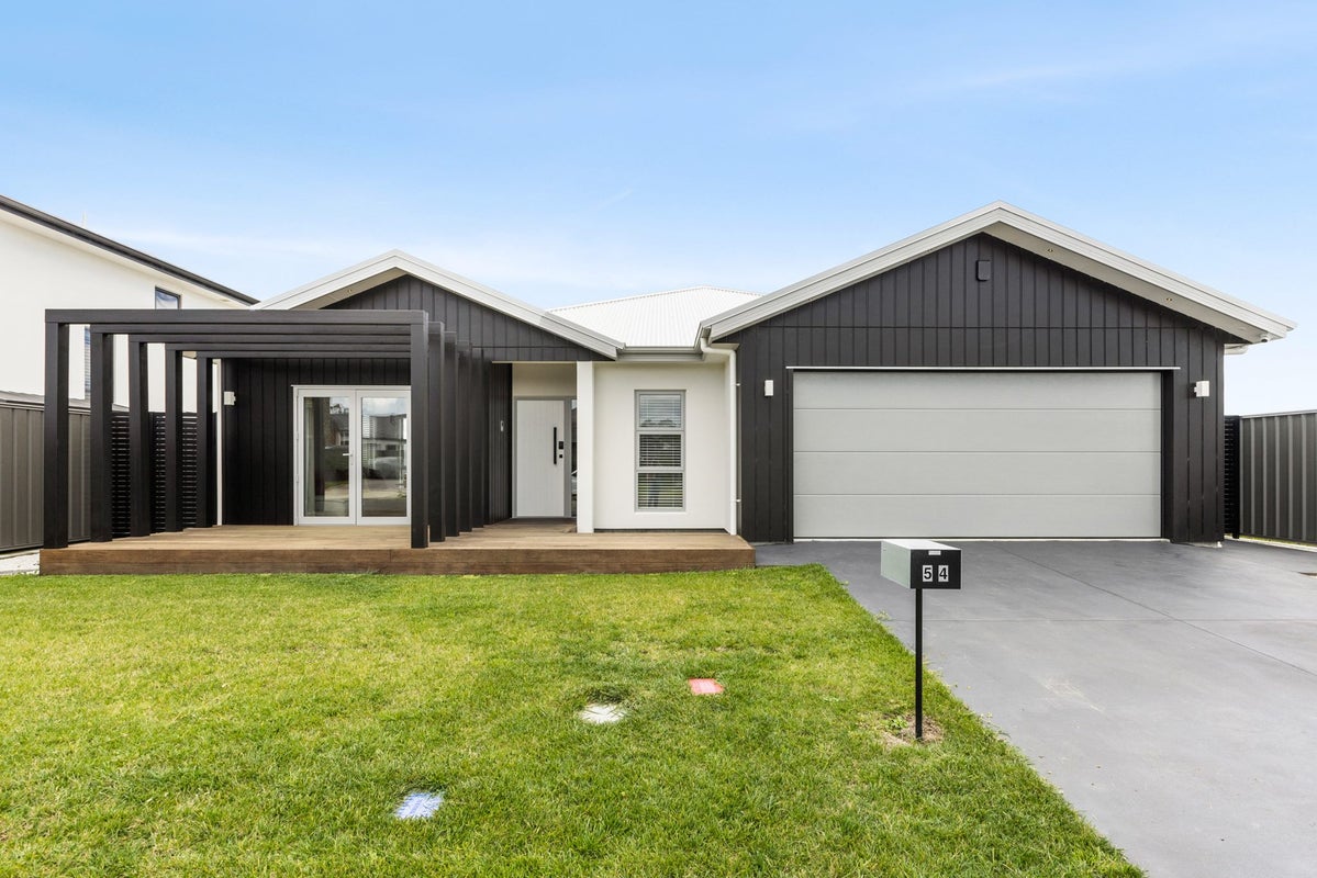 54 Pelorus Avenue, Poraiti, Napier - Carousel 1