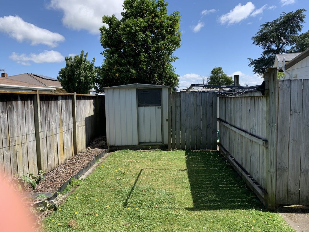 53 College Street, Awapuni, Palmerston North - Carousel 8