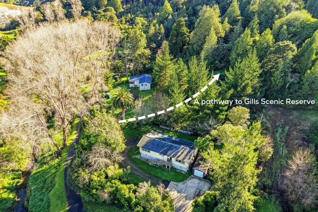 22 Gills Road, Albany, North Shore City, Auckland - Carousel 1