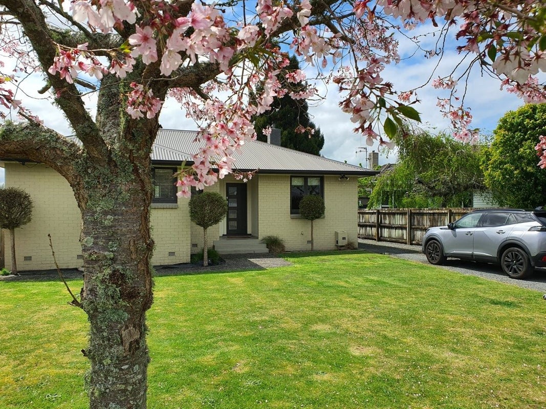 32 Cunningham Road, Beerescourt, Hamilton - Carousel 1