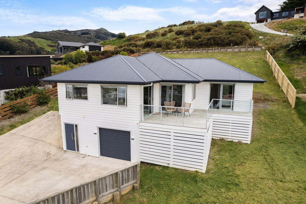 17 Glendermid Close, Sawyers Bay, Port Chalmers - Carousel 2