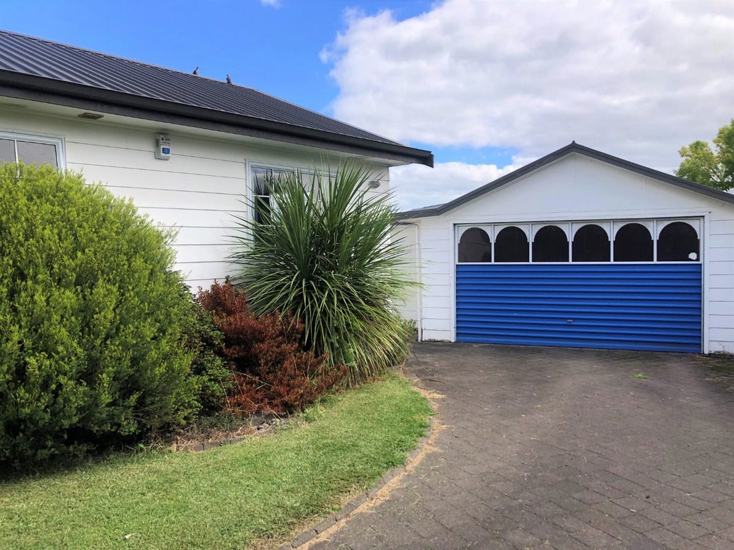 107 Oakfield Crescent, Pukete, Hamilton - Carousel 2