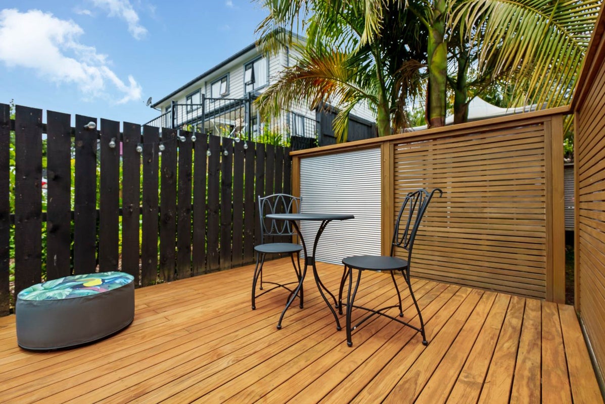 2/40 Eskdale Road, Birkdale, Auckland - Carousel 28