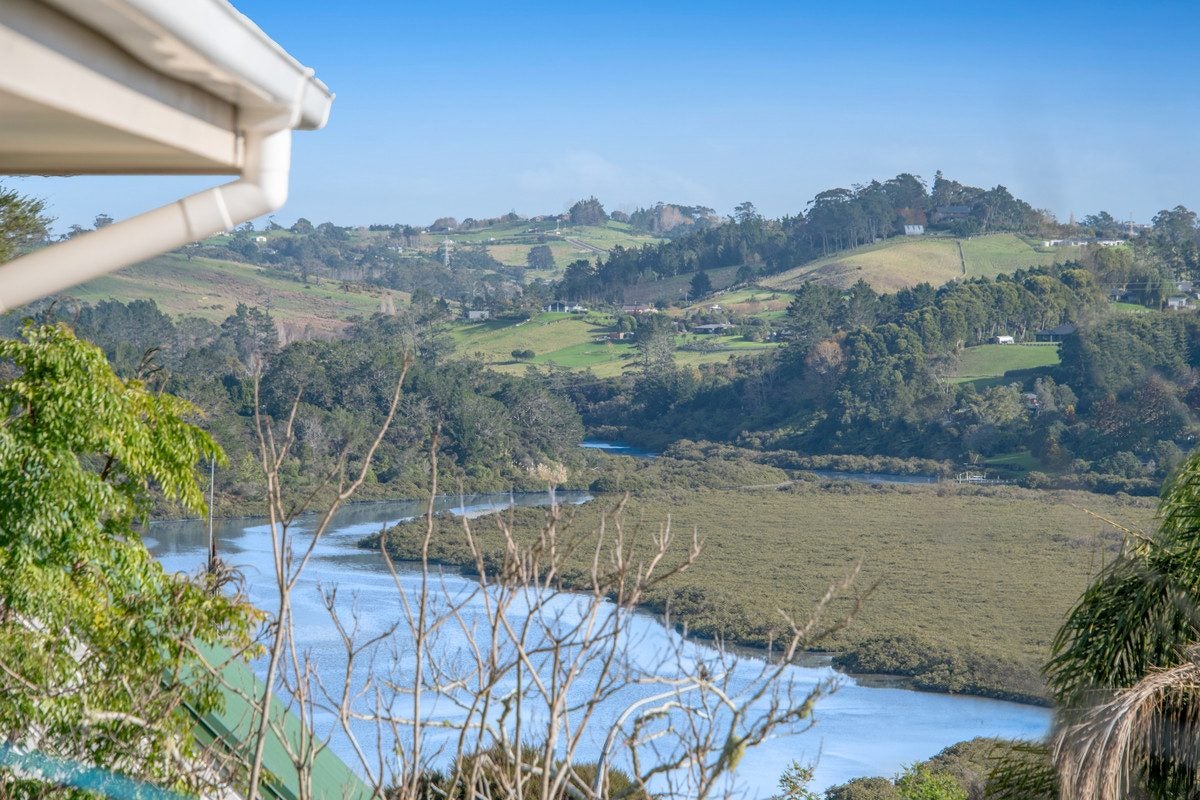 13B Vipond Road, Stanmore Bay, Whangaparaoa - Carousel 2