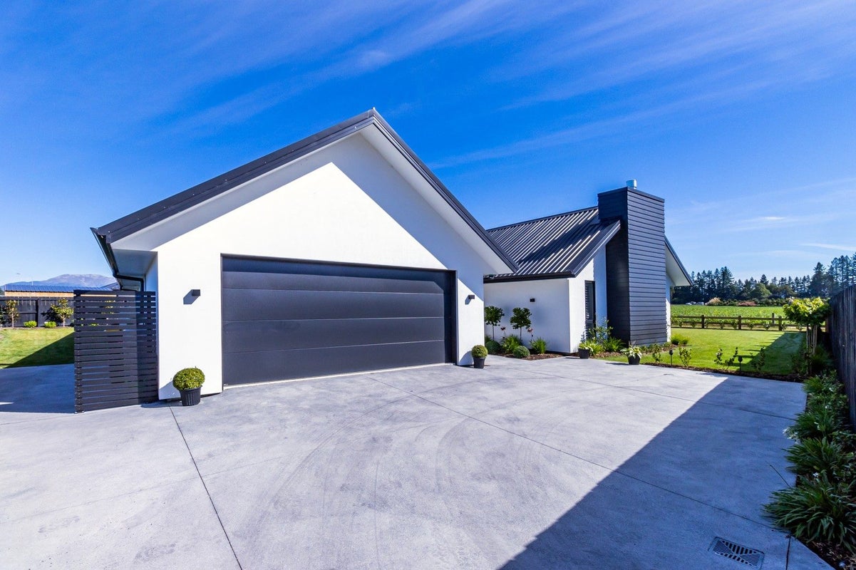 9 Inky Lord Lane, Methven - Carousel 2