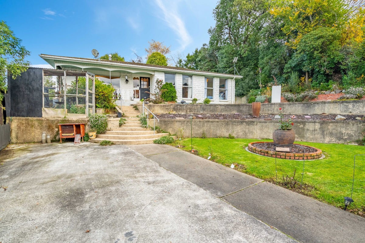 35 Glenross Street, Glenross, Dunedin - Carousel 2